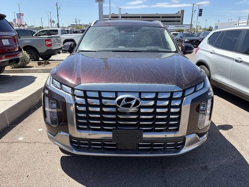 Used 2024 Hyundai Palisade Calligraphy AWD/4WD image 3