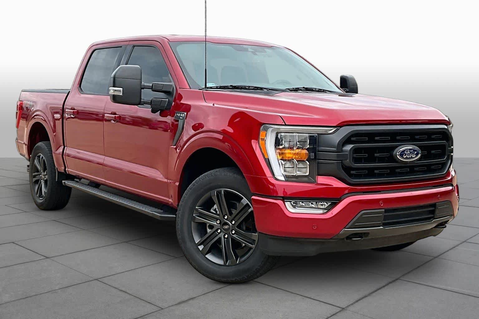 Used 2021 Ford F150 XLT w/ Equipment Group 302A High AWD/4WD image 3