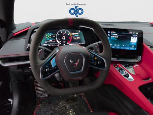 Used 2025 Chevrolet Corvette Stingray Preferred Cpe w/ Z51 Performance Package image 14