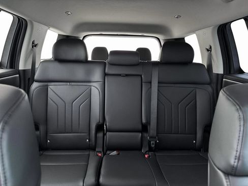 New 2025 Hyundai Santa Fe SEL image 16