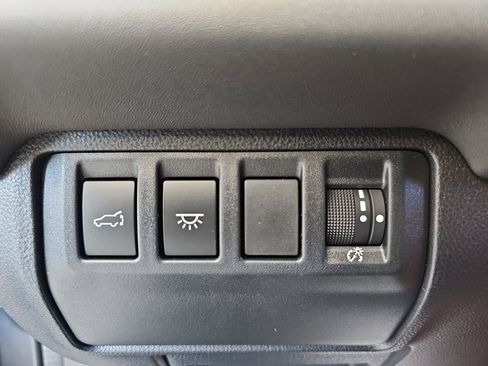 Used 2025 Subaru Ascent Limited AWD/4WD image 28
