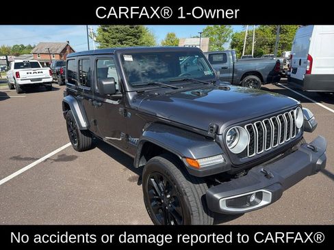 Certified 2025 Jeep Wrangler Unlimited Sahara w/ Safety Group AWD/4WD image 2