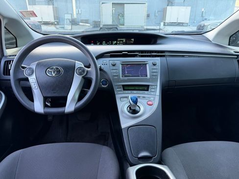 Used 2015 Toyota Prius Three FWD image 7