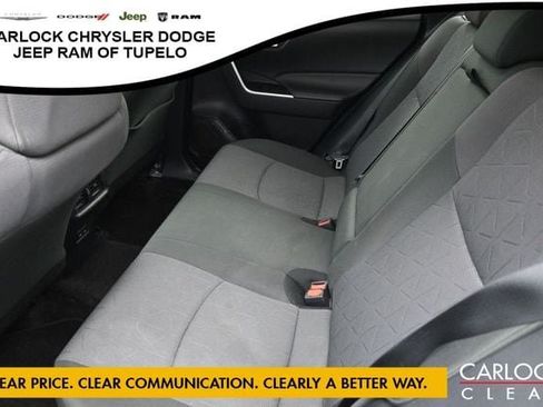 Used 2024 Toyota RAV4 XLE FWD image 30