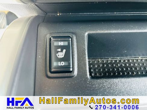 Used 2016 Nissan Titan XD AWD/4WD image 30