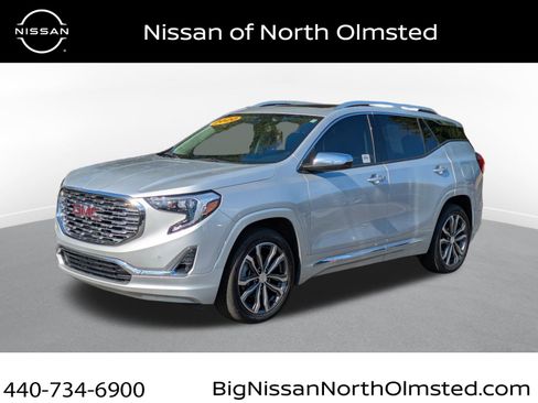Used 2020 GMC Terrain Denali w/ Denali Premium Package image 1