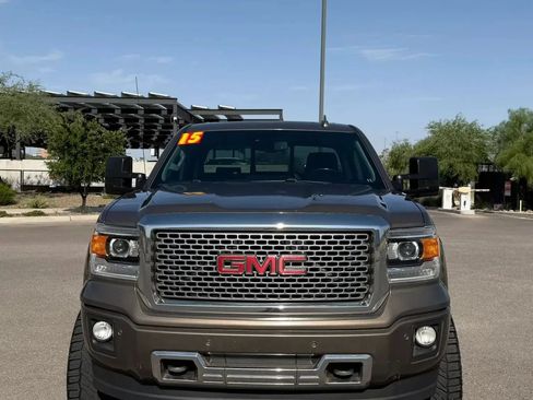 Used 2015 GMC Sierra 1500 Denali AWD/4WD image 2