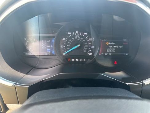 Used 2019 Ford Edge Titanium w/ Equipment Group 301A FWD image 15