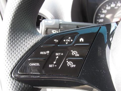 Used 2025 Mercedes-Benz Sprinter 2500 image 27