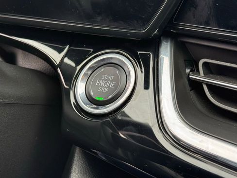 Used 2025 Chevrolet Trax RS w/ Driver Confidence Package image 17