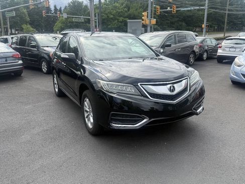 Used 2017 Acura RDX AWD image 2