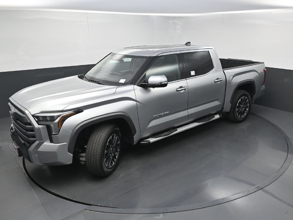 Used 2023 Toyota Tundra Limited AWD/4WD image 36