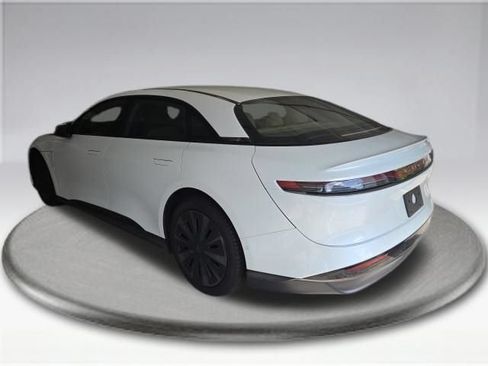 Used 2025 Lucid Air Touring AWD/4WD image 11