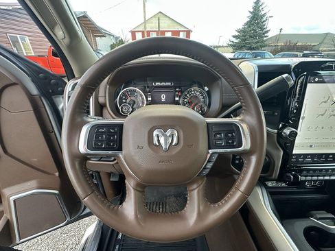 Used 2022 RAM 3500 Laramie image 7