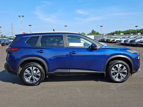 Certified 2023 Nissan Rogue SV w/ SV Premium B Package AWD/4WD image 8