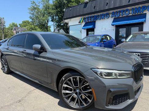 Used 2021 BMW 750i xDrive w/ M Sport Package AWD/4WD image 2