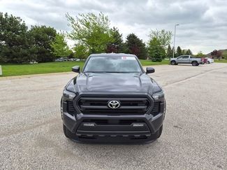 Used 2024 Toyota Tacoma SR5 AWD/4WD video 2