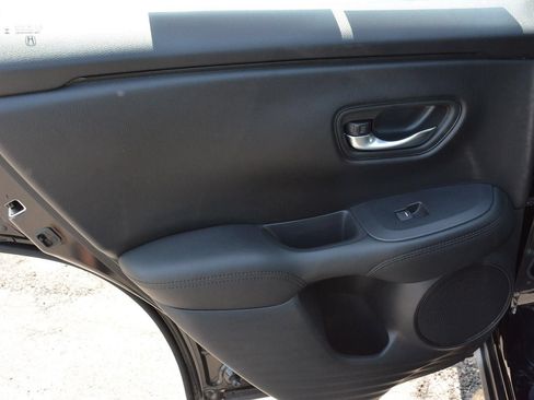 Used 2024 Honda HR-V LX image 15
