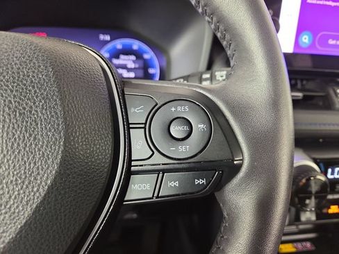 Used 2025 Toyota RAV4 XSE w/ Advanced Technology Package AWD/4WD image 23