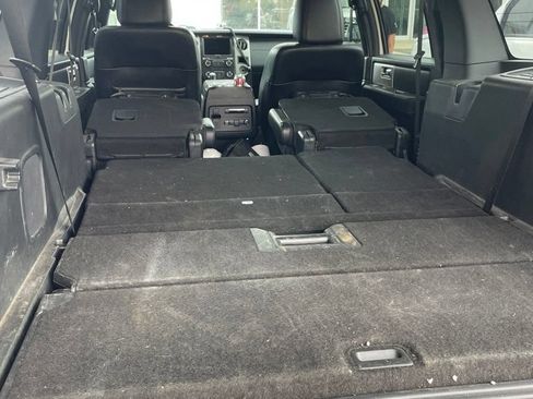 Used 2017 Ford Expedition EL Limited w/ Equipment Group 301A AWD/4WD image 9