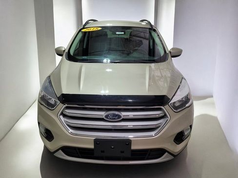Used 2018 Ford Escape SE image 11