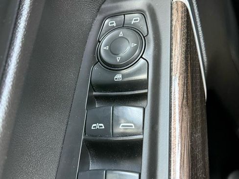 Used 2020 Chevrolet Silverado 1500 RST AWD/4WD image 11