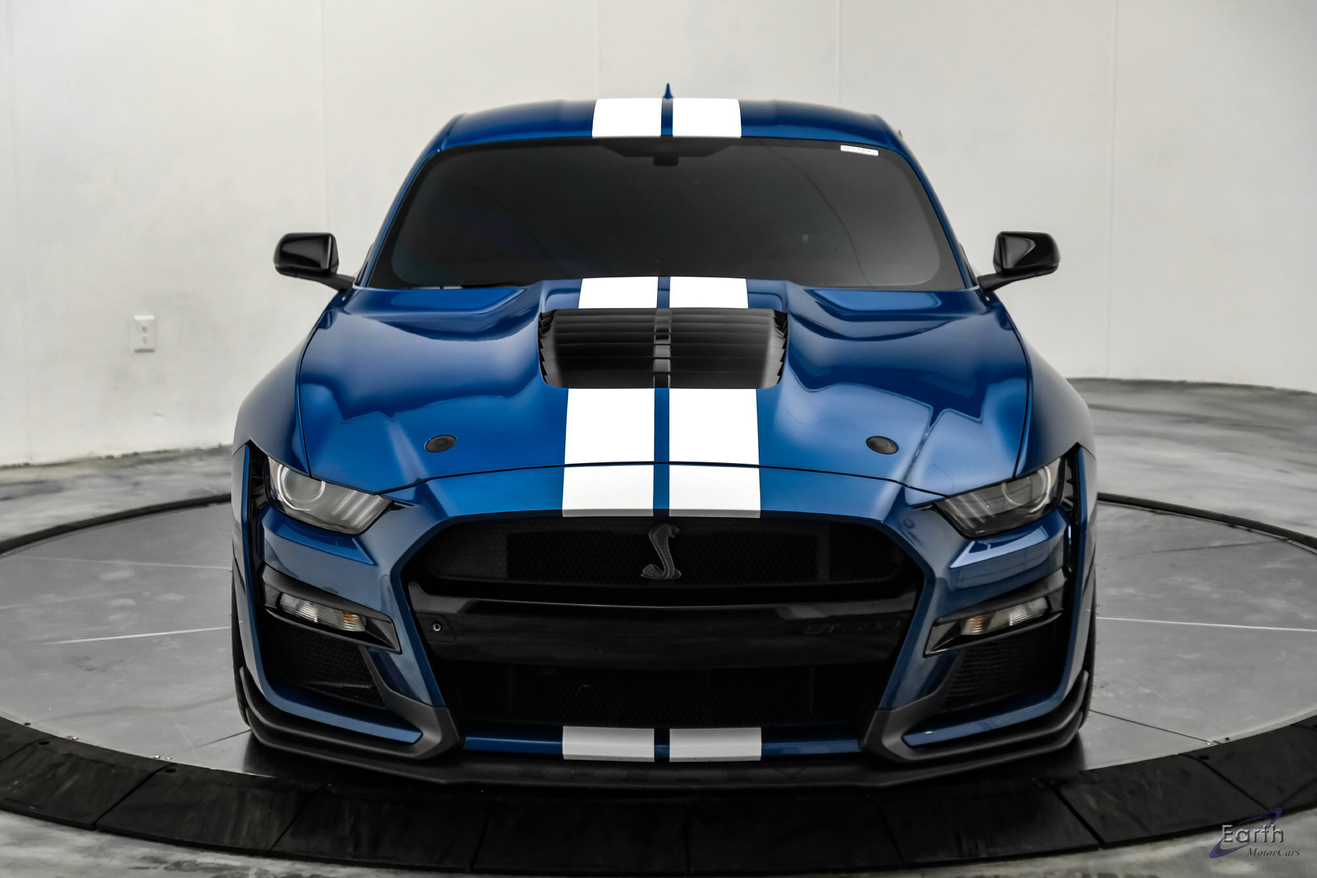 Used 2022 Ford Mustang Shelby GT500 w/ Carbon Fiber Track Pack RWD image 35