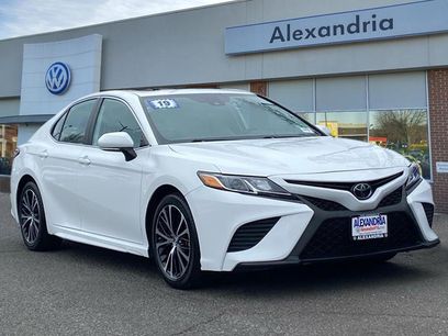 Used 2019 Toyota Camry SE