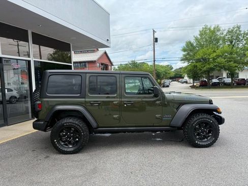 Used 2023 Jeep Wrangler Unlimited w/ Cold Weather Group AWD/4WD image 14