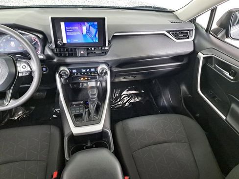 Used 2023 Toyota RAV4 XLE image 17
