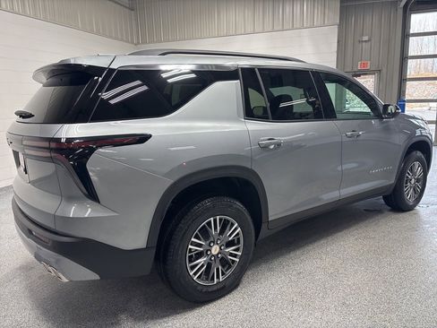 New 2026 Chevrolet Traverse LT image 7