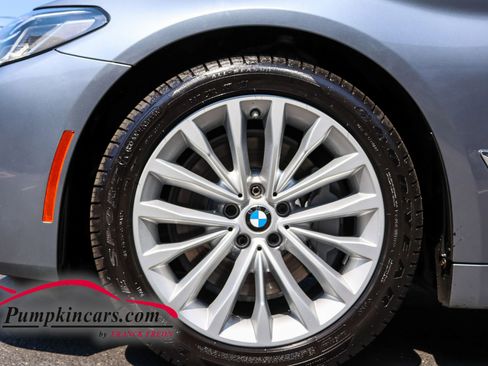 Used 2021 BMW 530i xDrive w/ Convenience Package AWD/4WD image 10