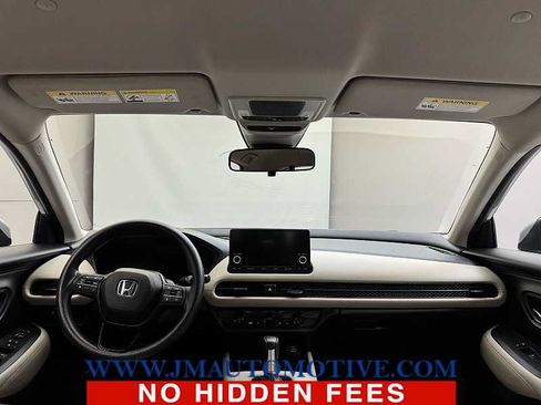 Used 2023 Honda HR-V LX image 11