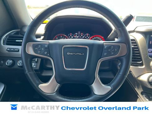 Used 2016 GMC Yukon XL Denali w/ Open Road Package AWD/4WD image 12