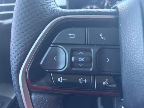 Used 2023 Toyota Tundra Limited image 28