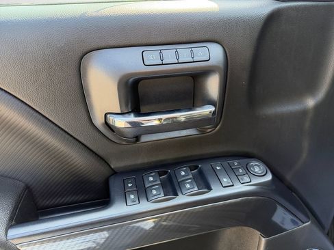 Used 2018 GMC Sierra 1500 SLT w/ All Terrain Package AWD/4WD image 22