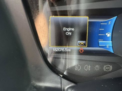 Used 2016 Ford Expedition Max Platinum AWD/4WD image 11