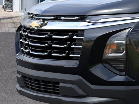 New 2026 Chevrolet Equinox LT w/ Convenience Package II FWD image 13
