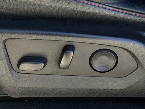 Certified 2023 Chevrolet Colorado Trail Boss w/ Advanced Trailering Package image 26