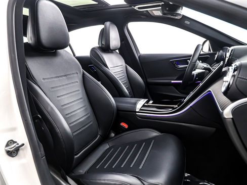 Used 2022 Mercedes-Benz C 300 Sedan image 8