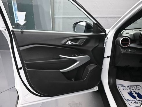 New 2026 Chevrolet Trax RS w/ Driver Confidence Package FWD image 9