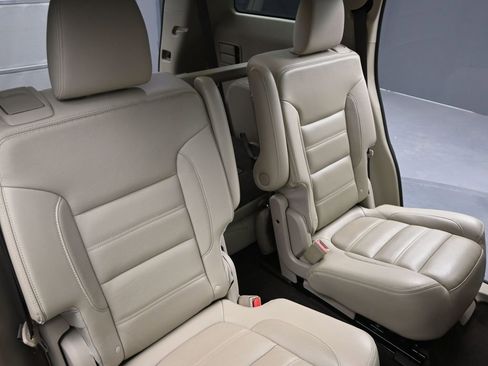 Used 2018 GMC Acadia Denali w/ Technology Package image 13