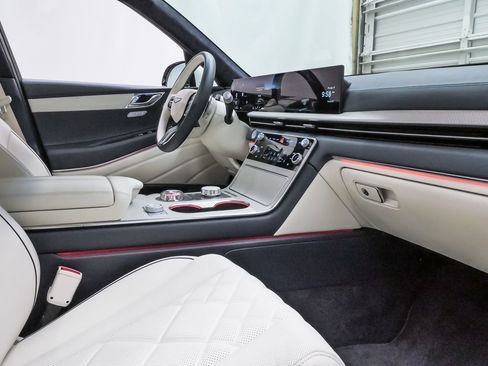 Certified 2026 Genesis GV80 3.5T Prestige image 14