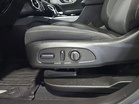 Used 2024 Chevrolet Blazer LT w/ Convenience Package image 14