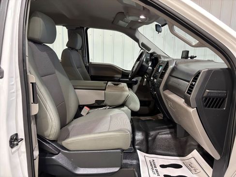 Used 2017 Ford F250 XL w/ Power Equipment Group image 12
