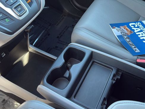 Certified 2024 Honda Odyssey EX-L image 16