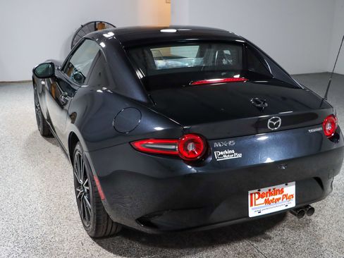 Used 2025 MAZDA MX-5 Miata RF Grand Touring image 9