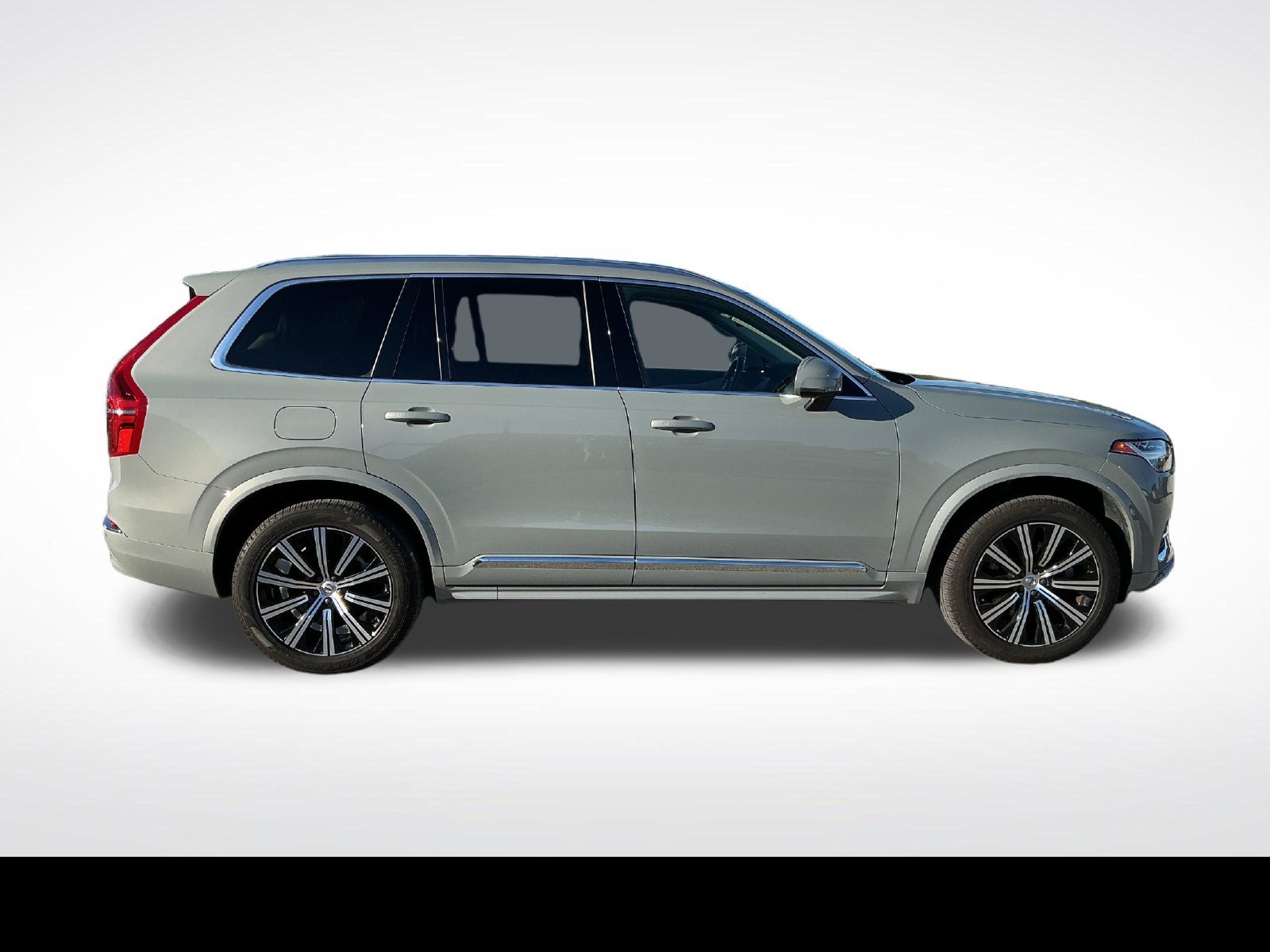 Certified 2025 Volvo XC90 B5 Core AWD/4WD image 6