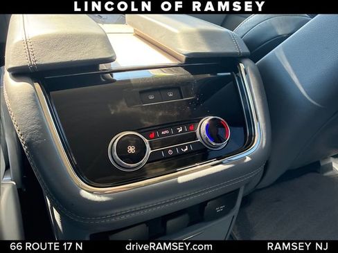 Used 2020 Lincoln Navigator Black Label AWD/4WD image 27