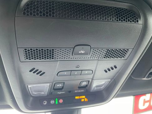 Used 2020 Cadillac XT5 Premium Luxury w/ LPO, Floor Liner Package image 18